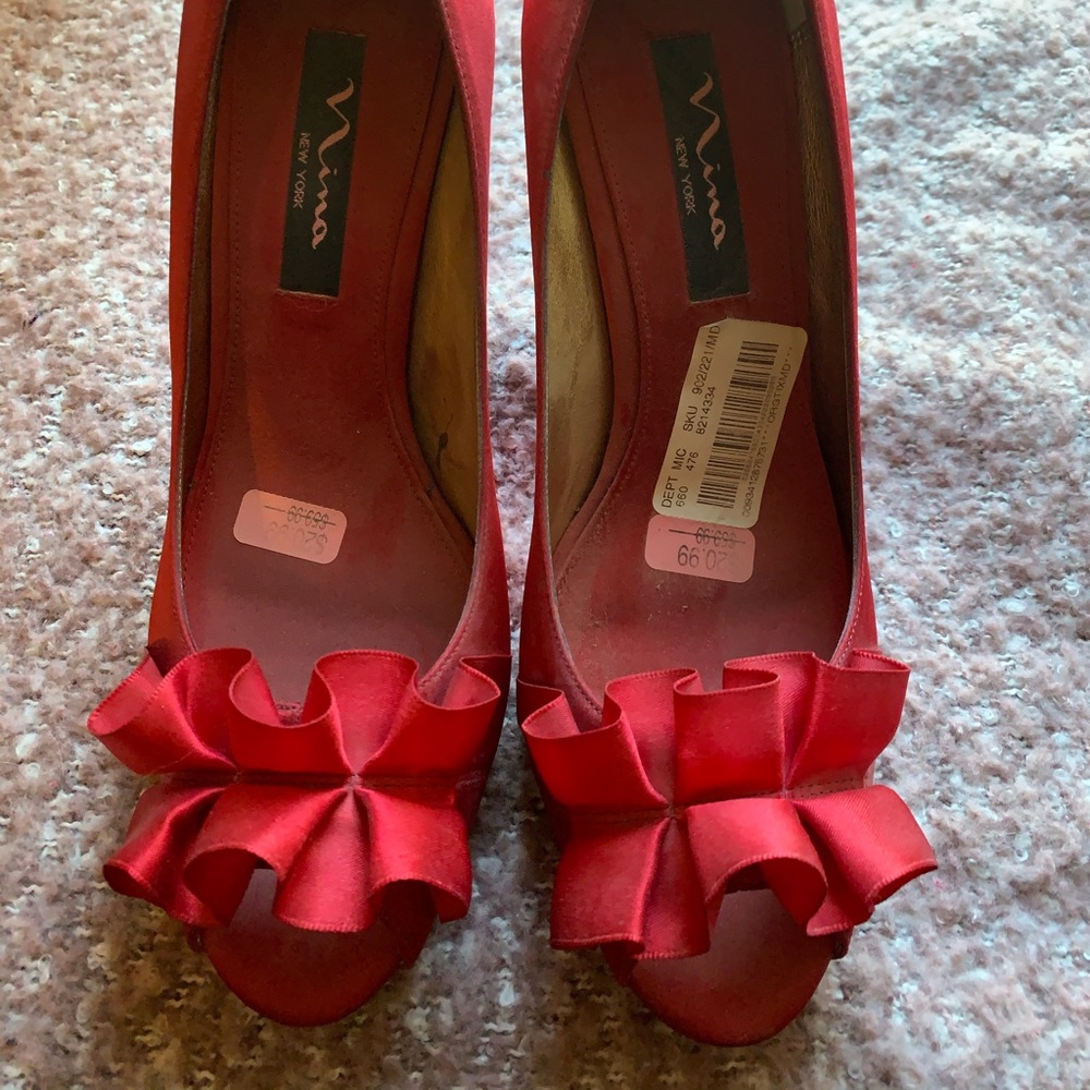 Red Nina pumps.
